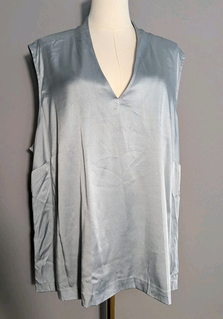 Talbots Silk Sleeveless Blouse Light Blue V Neck Stretch Top Womens Plus 22W